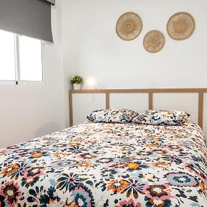 https://apt-acogedor-apartamento-en-playa.hotelsinnerja.org